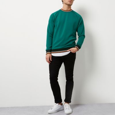 Green sporty tipped sweatshirt